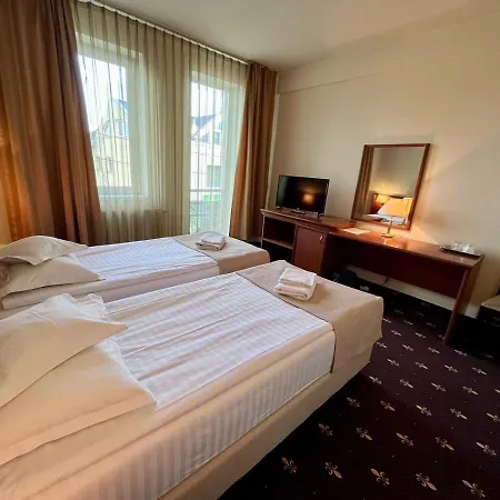 酒店 Seven 克卢日-纳波卡