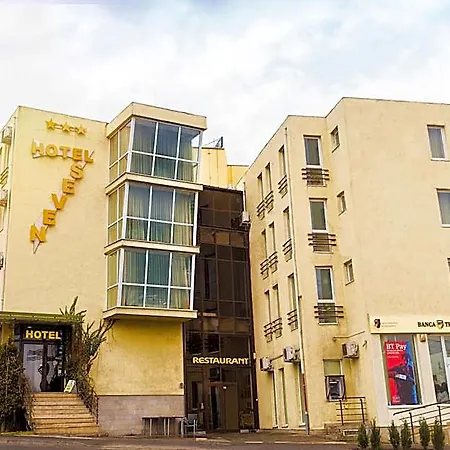Hotel Seven